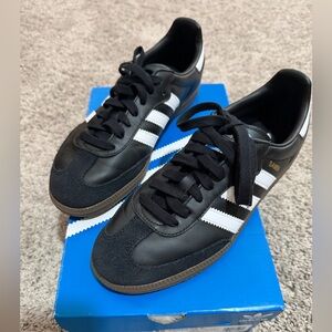 WOMENS ADIDAS SAMBA SHOE